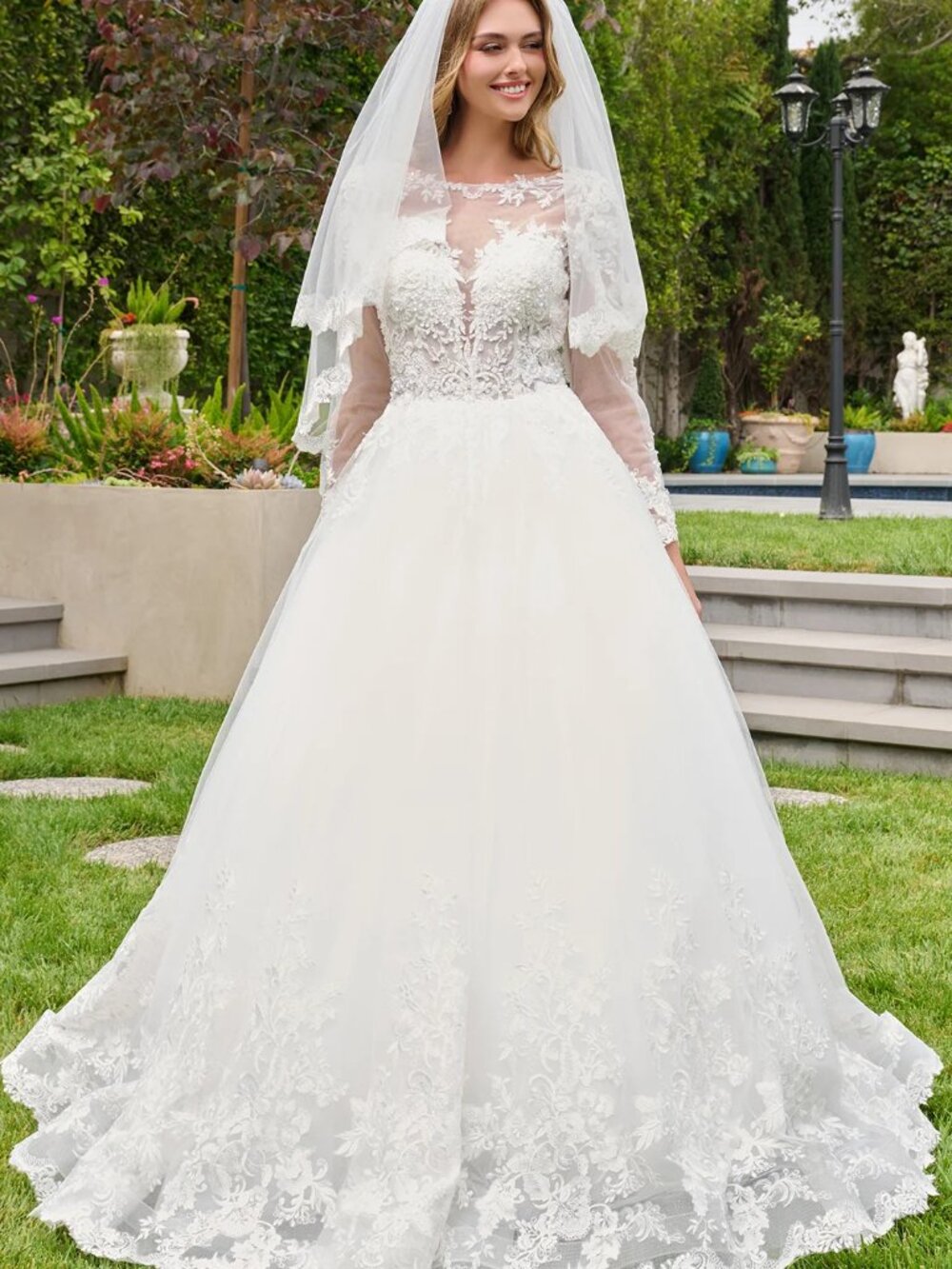 NEW OFF WHITE Sequin & Mesh Boat Neck Wedding Dress With Train GL3843